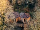 Hideout Treehouse with Unique Indoor Outdoor Bath in Devon